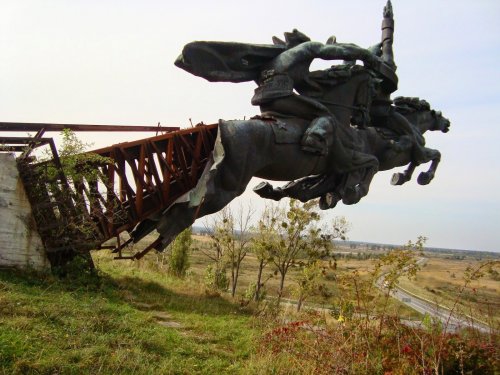 памятник