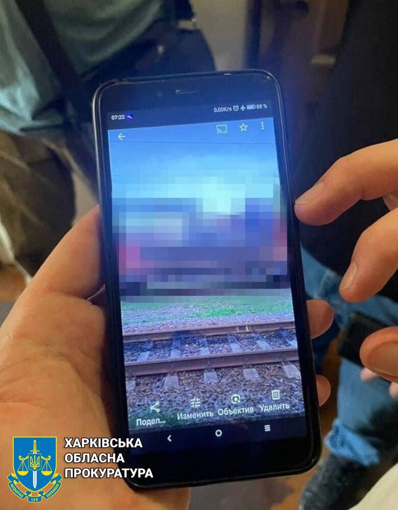 Залізничник коригував ракетні удари РФ по Харківщині та передавав рашистам інформацію про переміщення рухомих складів з військовою технікою ЗСУ 02
