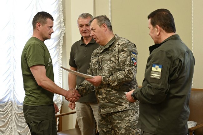 26 добровольців батальйону Айдар отримали посвідчення УБД, - ОП 01
