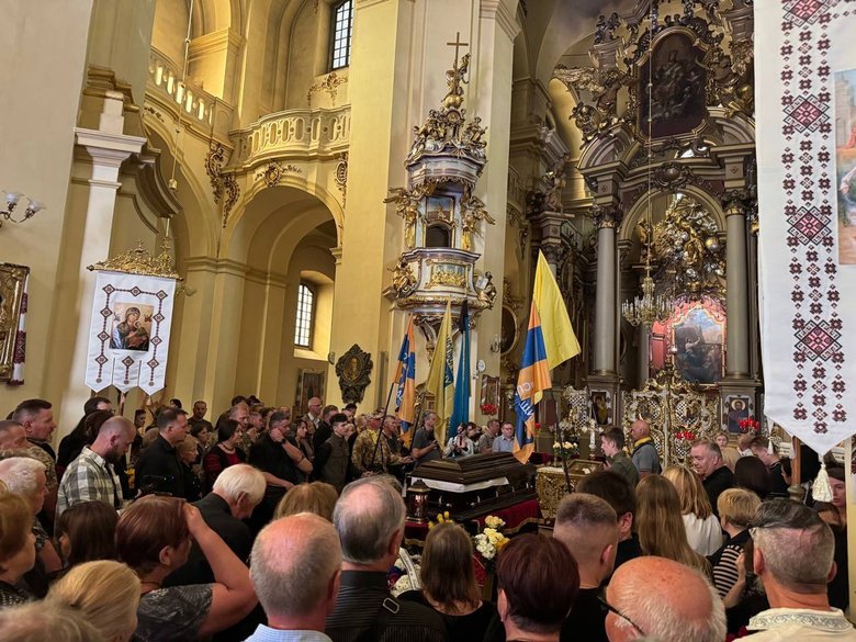 Із Андрієм Парубієм прощаються у Львові