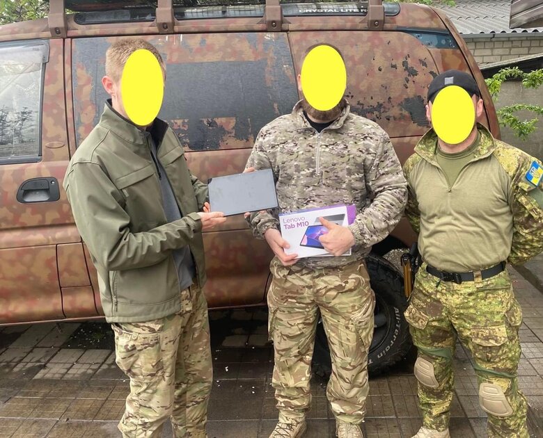 Воїнам на передовій терміново необхідні рації, тепловізори та приціли, - волонтерка Юсупова 03