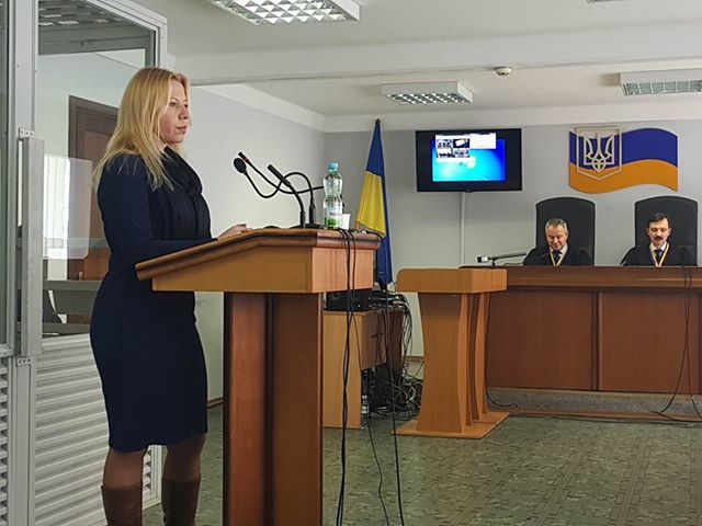Суд над Януковичем: допит експертів-лінгвістів і клопотання захисту. СТЕНОГРАМА ЗАСІДАННЯ 01