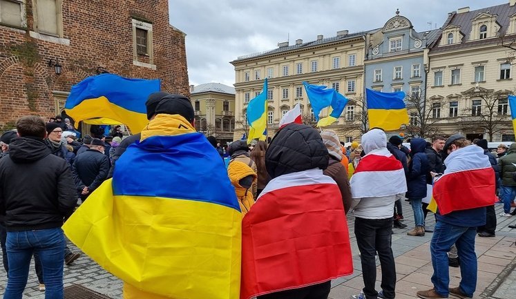 Українці масово виїжджають із Польщі: які країни Європи обирають біженці?