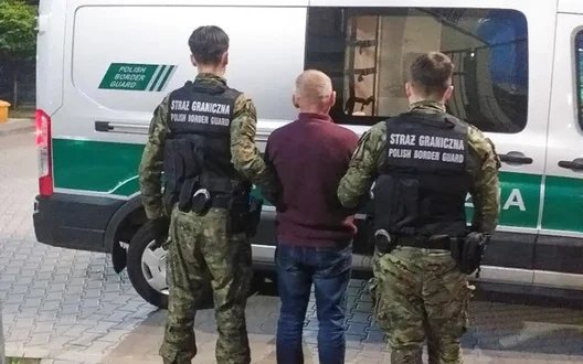 Польща депортувала українця, який виловив з озера відомого варшавського сома, - ЗМІ