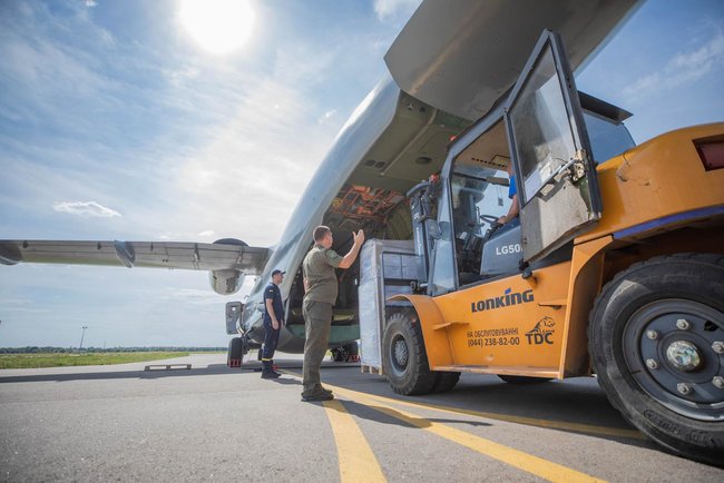 Ukraine sends five tonnes of humanitarian aid to Lebanon 06