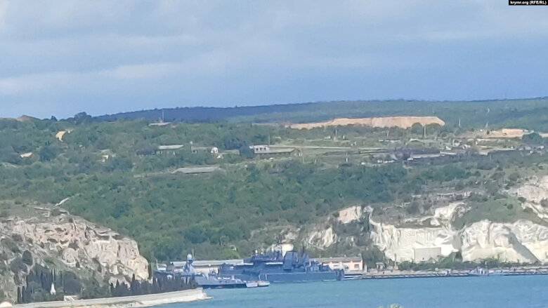 Russia has withdrawn from Sevastopol to Black Sea almost all ships with cruise missiles on board, - mass media 02 Russia has withdrawn from Sevastopol to Black Sea almost all ships with cruise missiles on board, - mass media 02