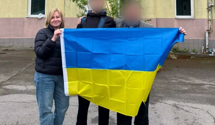 Более трех лет не видел отца: из ВОТ удалось вернуть 15-летнего парня. ФОТО