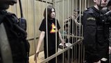 Для сравнения: суд над террористом Брейвиком в Норвегии и активисткой Pussy Riot в России. ФОТО