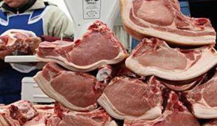На столичных рынках разоблачили коррупционную схему: с продавцов собирали дань 600 тысяч в месяц. ВИДЕО
