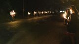 Тело погибшего воина 36-й ОБрМП Максима Авдиенко земляки встретили живым коридором. ВИДЕО