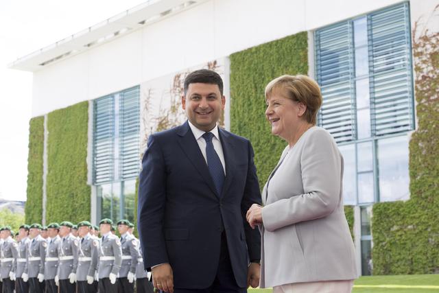 меркель гройсман