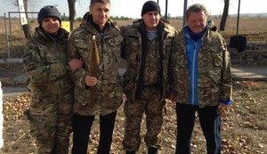 "Днепр" - чемпион! - делегация футбольного клуба помогла бойцам 25-й бригады, - волонтер Татьяна Рычкова. ФОТОрепортаж