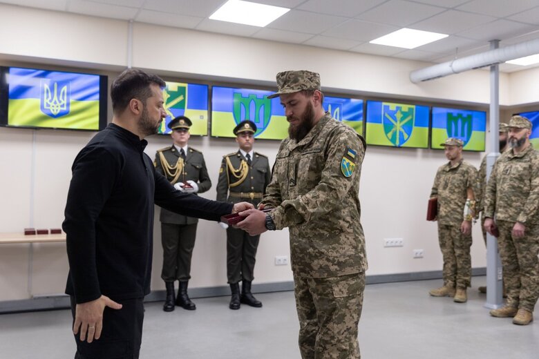 Зеленський нагородив тероборонівці