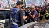 Нацполиция о потасовках между митингующими и правоохранителями на акции ФОПов: Стычки пресекли немедленно, информация о пострадавших не поступала. ФОТО