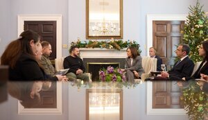 Зеленський зустрівся із віцепрезиденткою США Гарріс. ФОТО