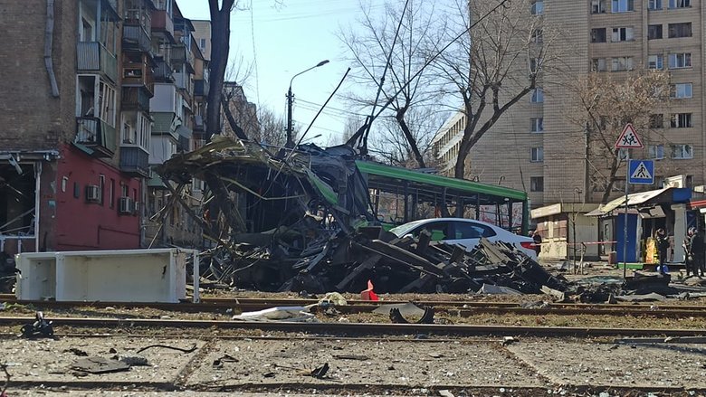 Наслідки падіння збитої російської крилатої ракети на Куренівку в Києві 26 Наслідки падіння збитої російської крилатої ракети на Куренівку в Києві 26