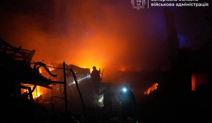 Обстріл Запорізької області: поранено 18 людей, серед них 2 дітей (оновлено). ВІДЕО+ФОТОрепортаж