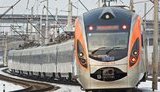 Скоростные поезда в Украине в июле перевезли рекордное количество пассажиров