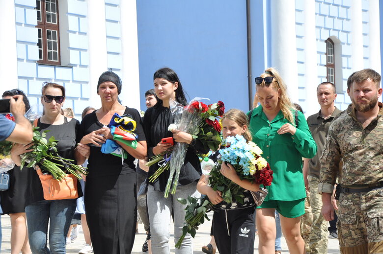 З телеведучим та військовим Карімом Гуламовим, який загинув у бою з російськими окупантами, попрощались у Києві 15