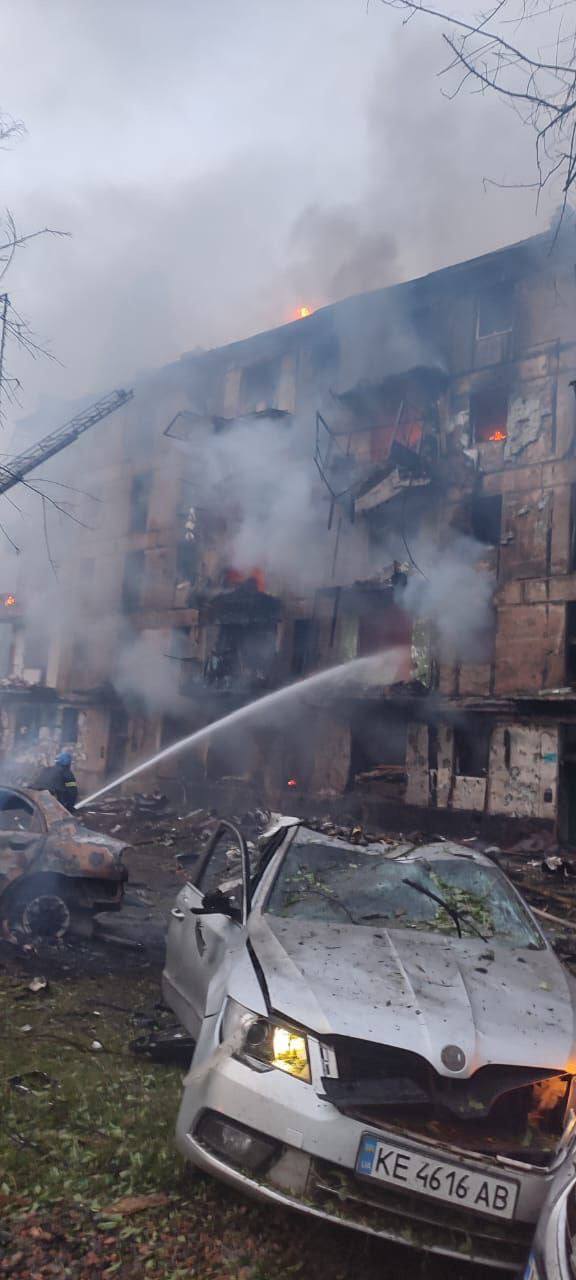 Attack on Kryvy Rih: three dead and 25 wounded, - RMA 06