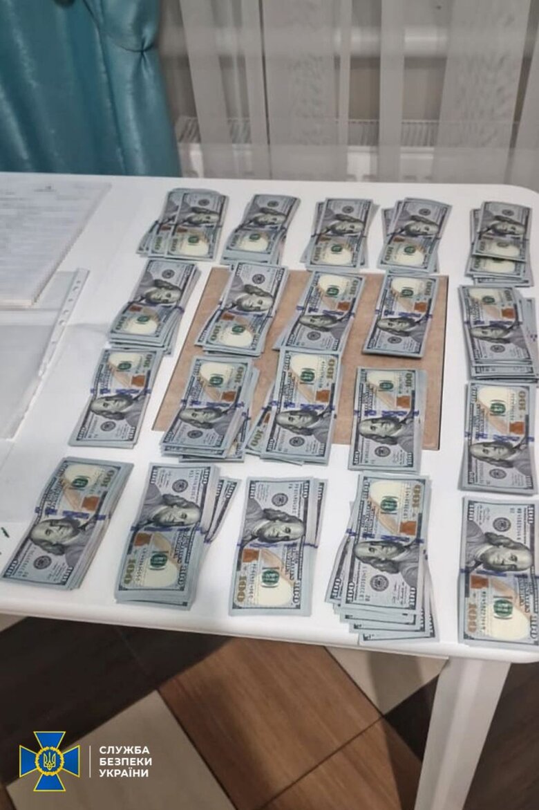 Затримано ще трьох військкоматівців та посадовця ВЛК, які за хабарі списували ухилянтів, - СБУ 07