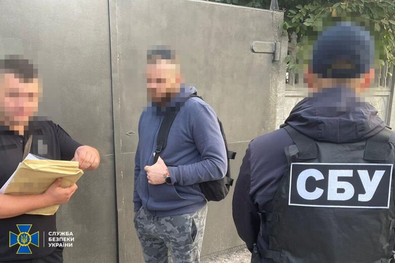СБУ та Нацполіція викрили розкрадання коштів у Дніпровській міськраді