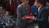 Зеленський нагородив ветеранів "Динамо" з нагоди 45-ї річниці перемоги у Кубку володарів кубків. ФОТОрепортаж