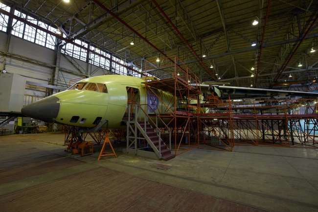 Ukraine orders three An-178 aircraft for army from SOE Antonov – Zelenskyi 08