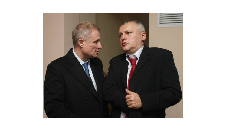 Суд разрешил взыскать с "Приватбанка" 10 миллиардов для компаний Суркисов
