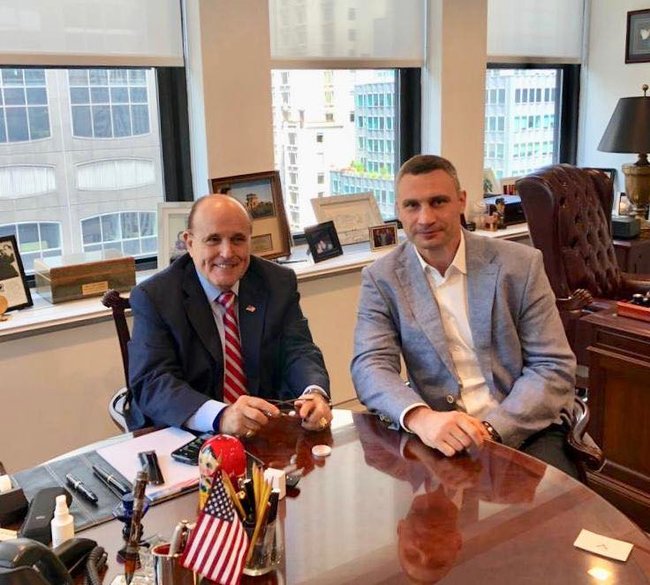 Klitschko, Giuliani discuss prospects for further US-Ukraine cooperation 01