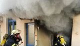 Вспыхнул пожар в гимназии в Дарницком районе Киева. Из здания эвакуировали 1,5 тыс. детей, - ГСЧС. ФОТОрепортаж