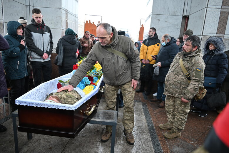 Із захисником України Андрієм Трачуком попрощалися в Києві 12