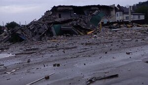 "Бавовна" в Сватовом. Удар по автовокзалу, где проживали рашисты, - Гайдай. ФОТО