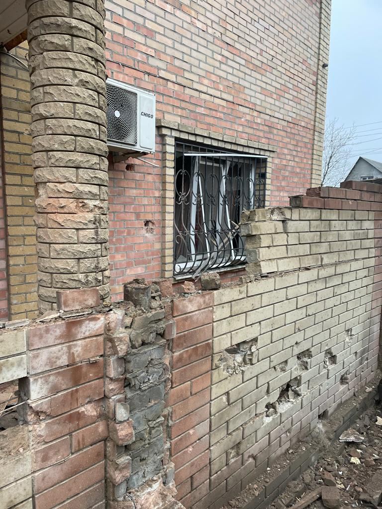 Курахово под обстрелом, ранен 1 человек, - ОВА 08