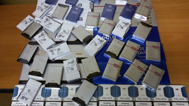 Унаслідок спільної операції податкової міліції ДФС і британських податківців арештована партія сигарет на 15 млн. грн, - перший заступник голови ДФС Белан 06 Унаслідок спільної операції податкової міліції ДФС і британських податківців арештована партія сигарет на 15 млн. грн, - перший заступник голови ДФС Белан 06