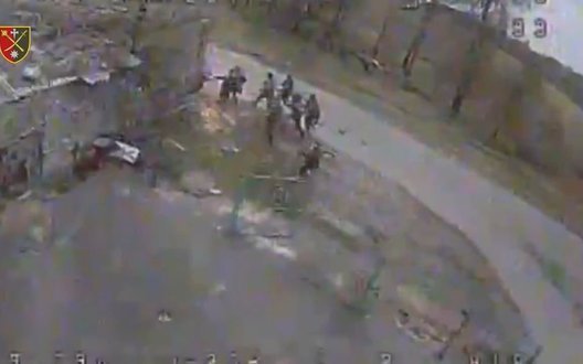 FPV-дрон 18-го армійського корпусу уразив 8 окупантів одним ударом на Сумщині. ВIДЕО