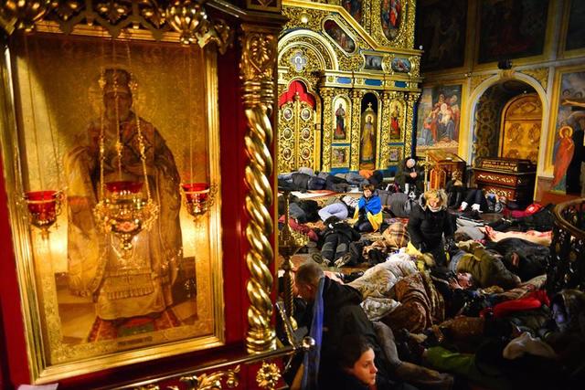 евромайдан монастырь