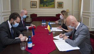 Kyiv awaiting Paris's reaction to visit by France's European Parliament members to Crimea