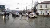 Невідомий в Харкові захопив приміщення "Укрпошти", всередині є люди. ФОТОрепортаж