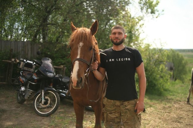 Волонтерка Наталя Чекмарьова (Сонечко): Найбільша моя травма війни – шестеро нацгвардійців, яких я знала, що розбилися на автобусі 07
