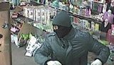 Люди в масках ограбили ювелирный магазин на полмиллиона. ФОТО