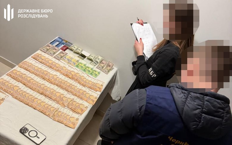 задержание таможенника