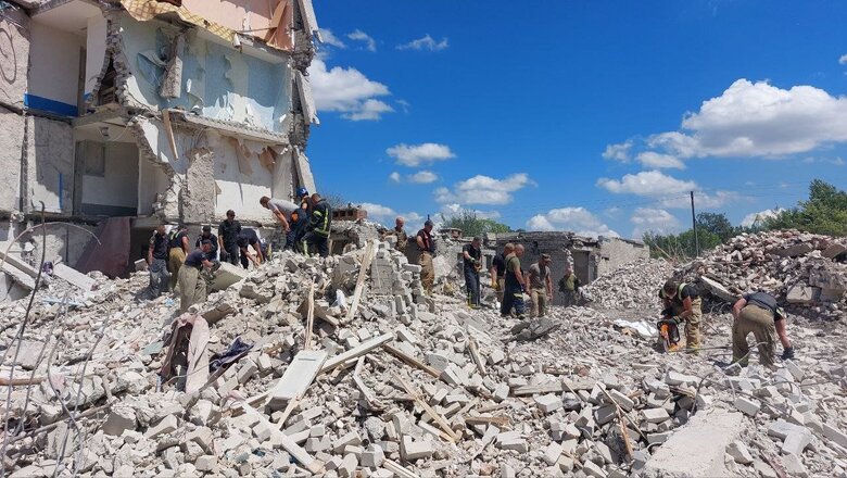 45 dead bodies pulled out from under rubble of house in Chasiv Yar, - SES 05