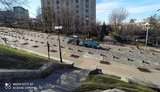 На Алеї Героїв Небесної Сотні встановлюють квітники, щоб перешкодити незаконному паркуванню автомобілів