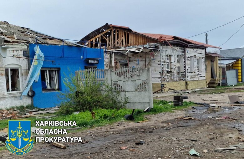 Наслідки авіаудару по Вовчанську 04