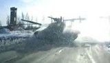 "Тагил рулит": местных автомобилистов ДТП с танком не удивишь. ВИДЕО