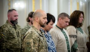Зеленський відзначив воїнів найвищими нагородами та розповів про подвиги загиблих Героїв. ФОТОрепортаж