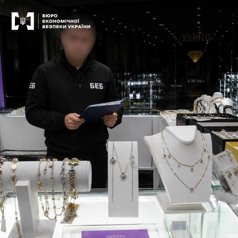 В Одесі викрили виробництво підробних ювелірних прикрас