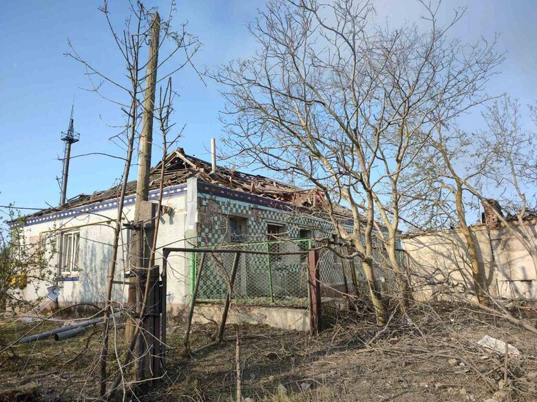 Consequences of shelling of Beryslav by Russian aircraft, - RMA 02
