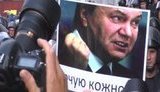 Хроника второго дня языкового Майдана: блокада Украинского Дома, отмена пресс-конференции Януковича, драки с милицией. + ВИДЕО.
